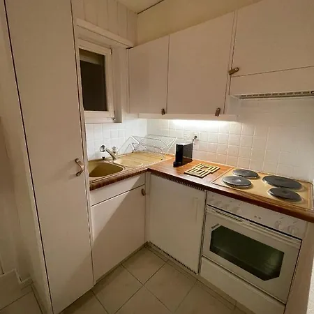 Refuge In Thermal Bath Complex *